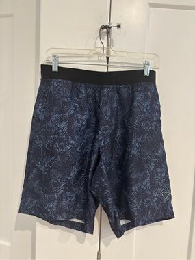 prAna Men’s Mojo Athletic Shorts. Size M